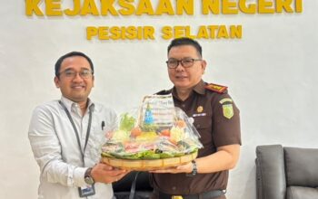 BRI Cabang Painan Perkuat Silaturahmi dengan Kejari Pesisir Selatan