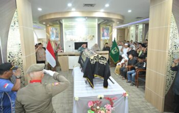 Kepala Dinas Kebudayaan Sumbar Wafat, Gubernur Mahyeldi Kenang Dedikasinya