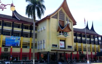 Gubernur Mahyeldi Dijadwalkan Lantik Enam Pejabat Eselon II Sore Ini