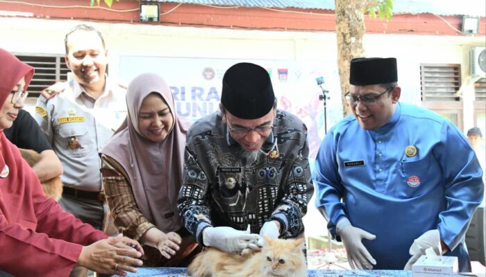 Cegah Rabies, Pemko Padang Siapkan 1.400 Dosis Vaksin Gratis pada 2026