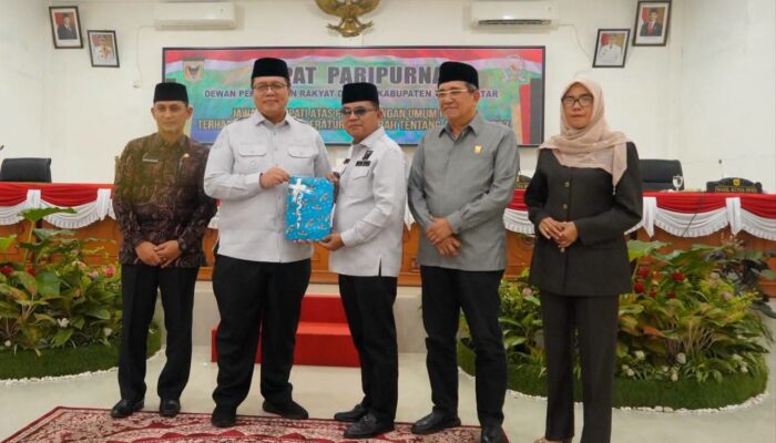 DPRD Tanah Datar Dengarkan Jawaban Wabup Ahmad Fadly Terkait Ranperda APBD 2027