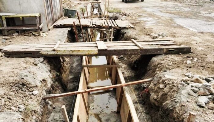 Proyek Drainase Maransi Paket 17 dengan Bekisting Senilai Rp13, 7 M Diduga Cacat Kualitas