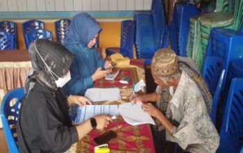 BRI Batusangkar dan BPBD Tanah Datar Salurkan Bantuan Dana Tunggu Hunian
